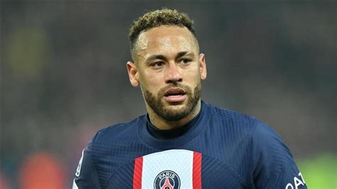 Football Neymar Quitte Officiellement Le Psg Et Signe à Al Hilal