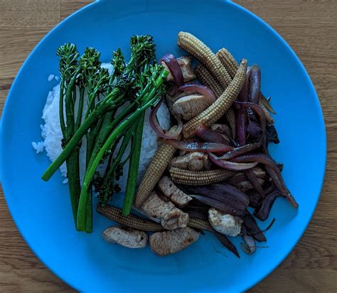 Chicken And Vegetable Stir Fry Bunch