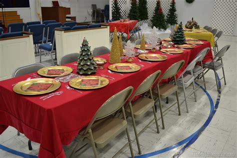 Christmas Dinner table ideas (from our church’s Christmas Dinner ...