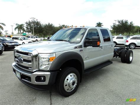 2015 Ford F550 Super Duty Lariat Crew Cab 4x4 Chassis Exterior Photos