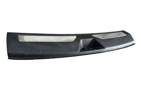 Cadillac Escalade Rear Door Sill Entry Trim Plate Oem