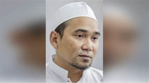 Membentuk Generasi Jempolan Melalui Pengajian Kilatan Oleh Dr Kh Reza