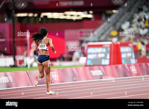 Katarina Johnson-Thompson participating in the 200-meter heptathlon at ...