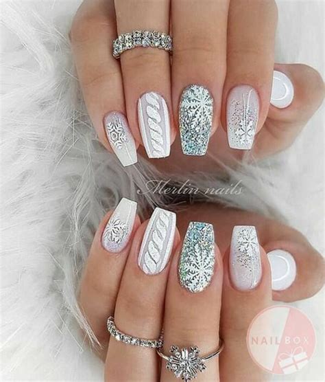 [SƯU TẦM] 100+ Mẫu Nail Vẽ Hoa Đơn Giản Siêu Hot Trend