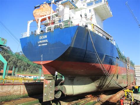 Loa Cargo Vessel Deun Shipyards R A De Avil S Asturias