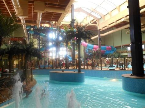 Maui Sands Indoor Waterpark (Sandusky) - All You Need to Know BEFORE ...