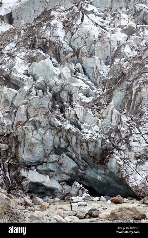 Gaumukh Glacier Rivers Hi Res Stock Photography And Images Alamy