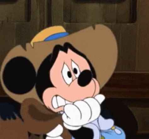 Mickey Scared Mickey Scared Mickey Mouse Discover Share Gifs