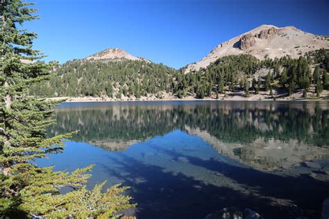 Guides - Mt Lassen, CA - Introduction - Dave's Travel Corner