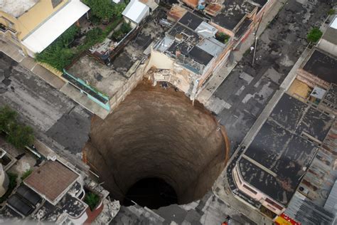 Guatemala Sinkhole - 2010 Photos | The Mary Sue