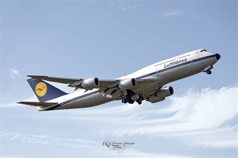 DSC 8807 BOEING 747 800 D ABYT LUFTHANSA RETRO LIVERY Flickr