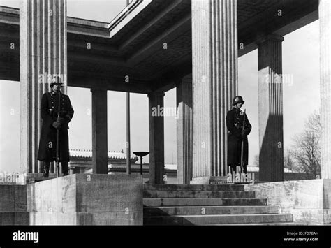 Ehrentempel (Temple of Honour) in Munich, 1944 Stock Photo - Alamy