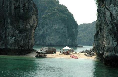 Ba Trai Dao Beach Destination Not Missed In Lan Ha Bay