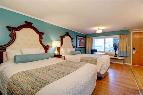 Hyannis MA Cape Cod Motel Kitchenette Room