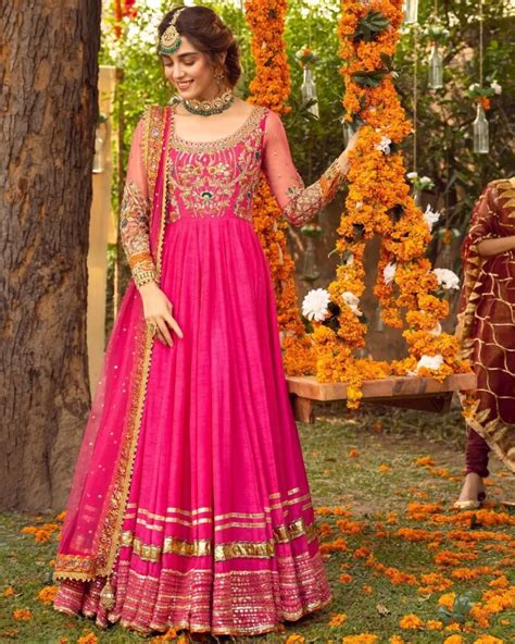 What To Wear On Diwali Best Outfit Ideas