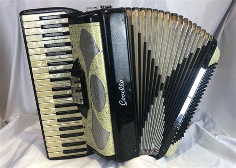 Stardust Covella Piano Accordion Lm