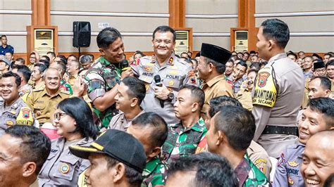 Kapolda Jateng Jamin Keamanan Untuk Masyarakat Yang Mengikuti Proses