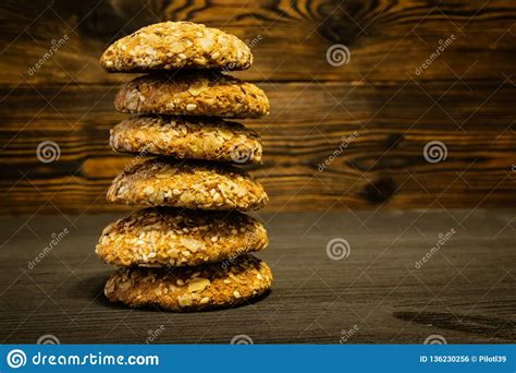 Galletas Sabrosas Foto De Archivo Imagen De Galleta 136230256