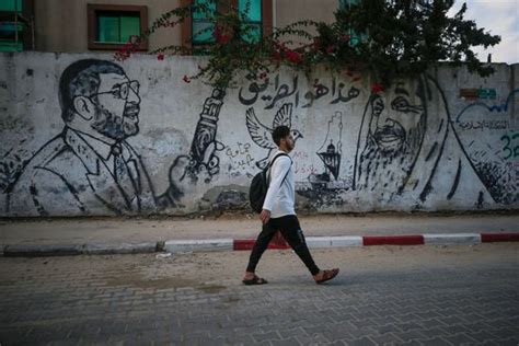 Palestinian Walks Past Graffitis Hamas Late Editorial Stock Photo ...