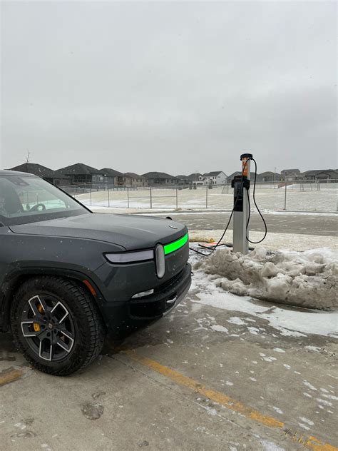 Ada Robinson Elementary School | Lincoln, NE | EV Station