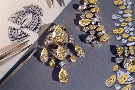 Le Joaillier Anglais Graff Signe Une Collection Haute Joaillerie Aux