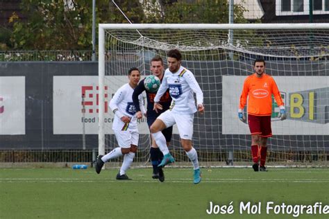 ZOB In Blessuretijd Onderuit Tegen Montfoort Het Amsterdamsche Voetbal