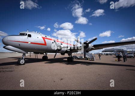 Un C 54 E Skymaster denominada Espíritu de Libertad es un museo