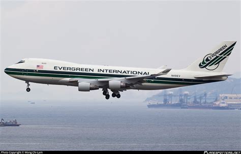 N Ev Evergreen International Airlines Boeing F Photo By Wong