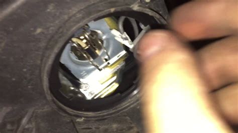 How To Change The Front Fog Light Bulbs On Vauxhall Astra H MK5 Opel