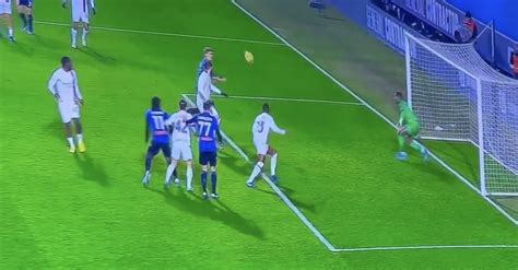 VIDEO De Ketelaere Fa Peggio Di Kvara Sbaglia Un Gol A Porta Vuota