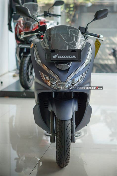 Bertemu Honda PCX Warna Biru Doff Keren Juga Pertamax7 Blog