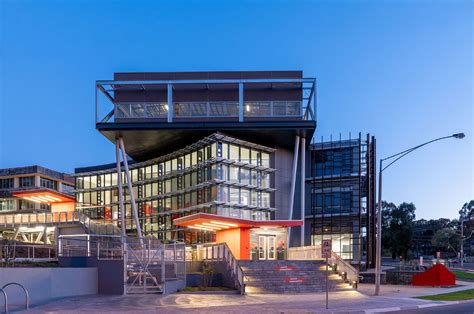 Building Services Engineering 11