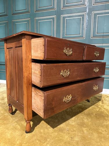 Edwardian Chest Of Two Over Three Drawers Hunt Vintage