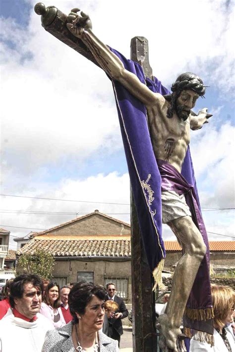 Ayuntamiento Gallegos De Arga An Gallegos Saca A Su Cristo En Romer A