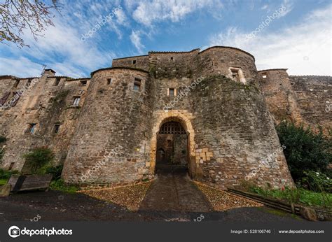 walls entrance medieval village cordes sur ciel tarn occitanie france