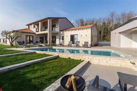 Luxuriöses Haus zu verkaufen in Poreč Istarska Županija 128135444