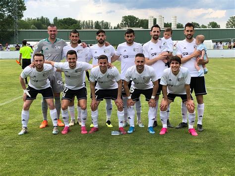 Burgos CF Promesas y Mirandés B pelearán por el ascenso a la Segunda