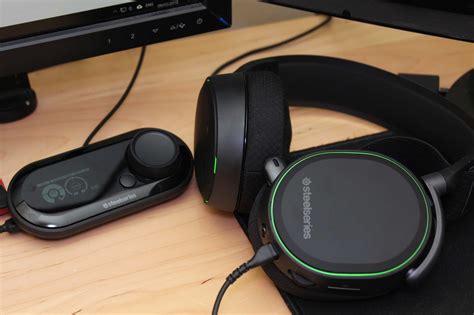 SteelSeries Arctis Pro GameDAC Headset Review VGU