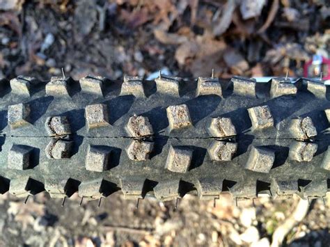 Review Continental Mountain King Protection Mtb Tires Revo Tubeless