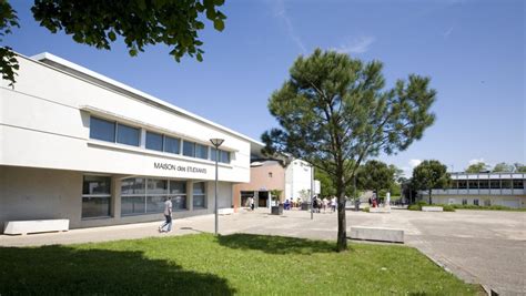 Université De Poitiers