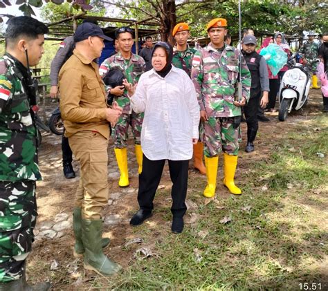 Denhanud 477 Kopasgat Membantuan Dan Mendukung Penyaluran Dari Intansi