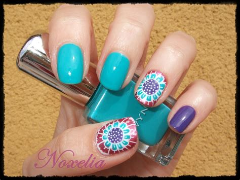 Noxelia Stamping nail art Look de uñas Nº 310 Manicura mandala