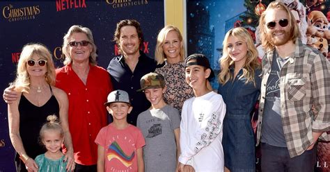 Kurt Russell's Family at The Christmas Chronicles Premiere | POPSUGAR ...