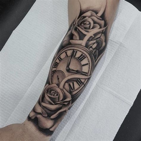 Tatouage Montre Gousset Pos E Sur Des Roses Sur Avant Bras Cool Half