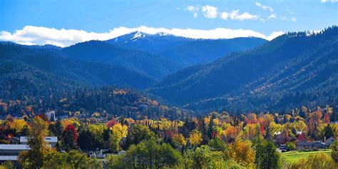 Plan a Weekend Exploring Ashland, Oregon