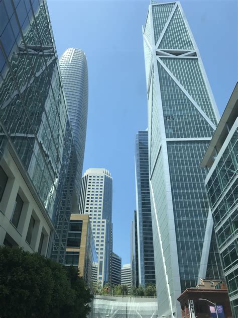 First time in SF and I feel dwarfed by the buildings : r/sanfrancisco