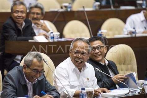 EVALUASI KINERJA KEMENTERIAN PUPR ANTARA Foto