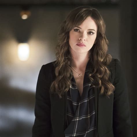 2048x2048 Danielle Panabaker As Caitlin In Flash Ipad Air Hd 4k