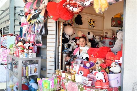 Los Mercados de Quito están listos para celebrar la Navidad Quito Informa