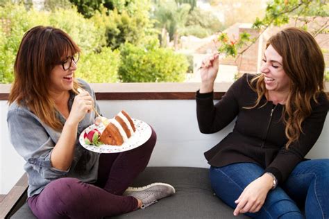 Bake A Naked Cake For Your Sweetie This Valentine S Day